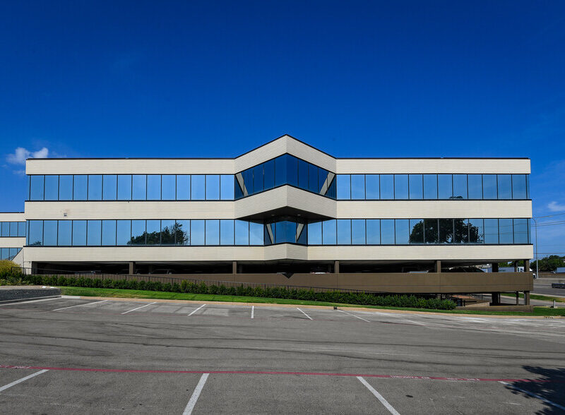 Hillcrest Oaks